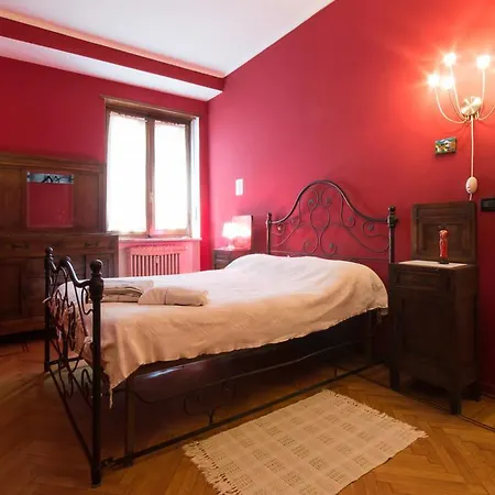 Rosso Antico Turín